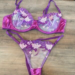 Never before worn bra and panty set.